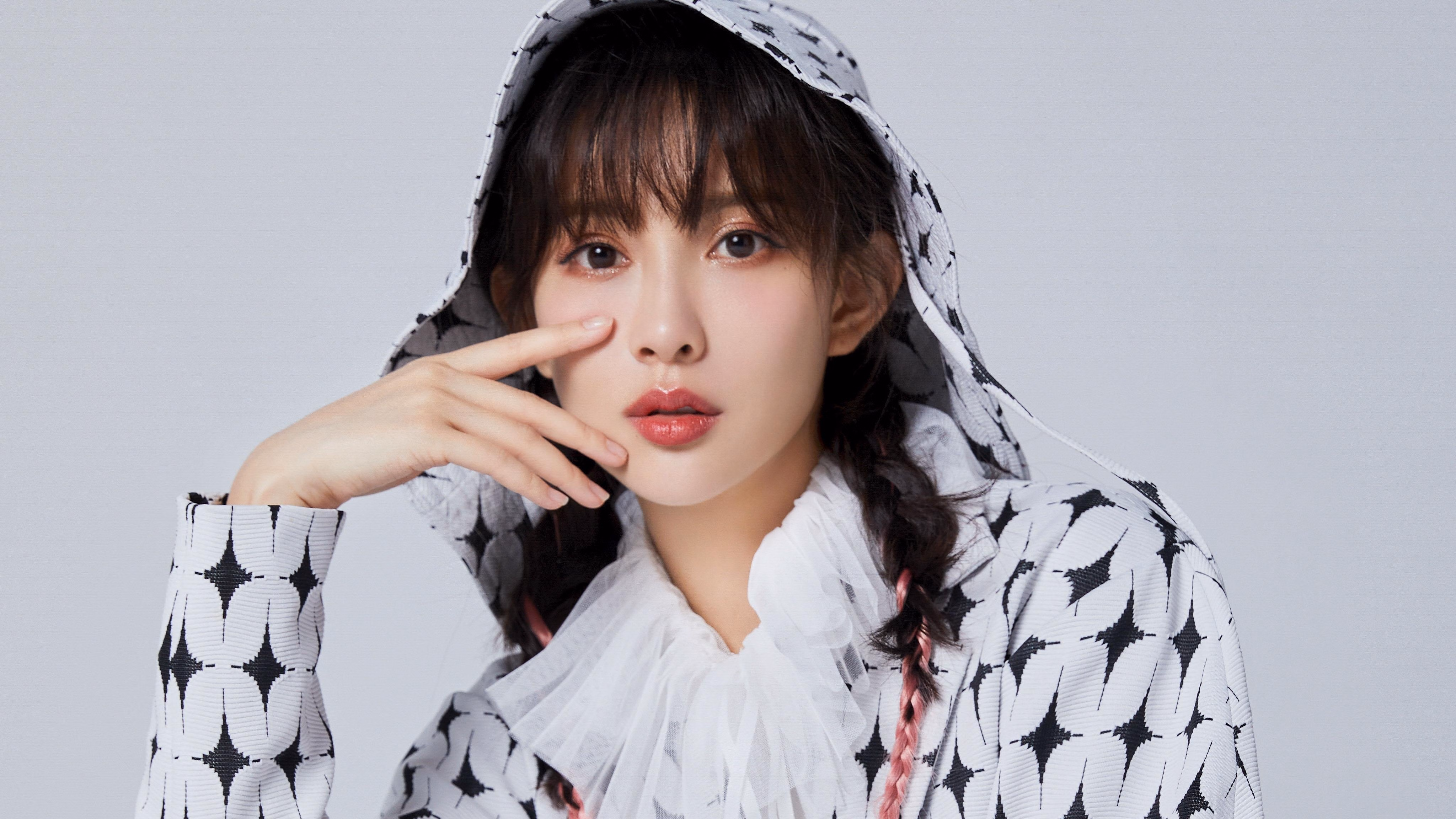 杰伦格林燃爆季后赛之夜，完美评分诠释新王登基