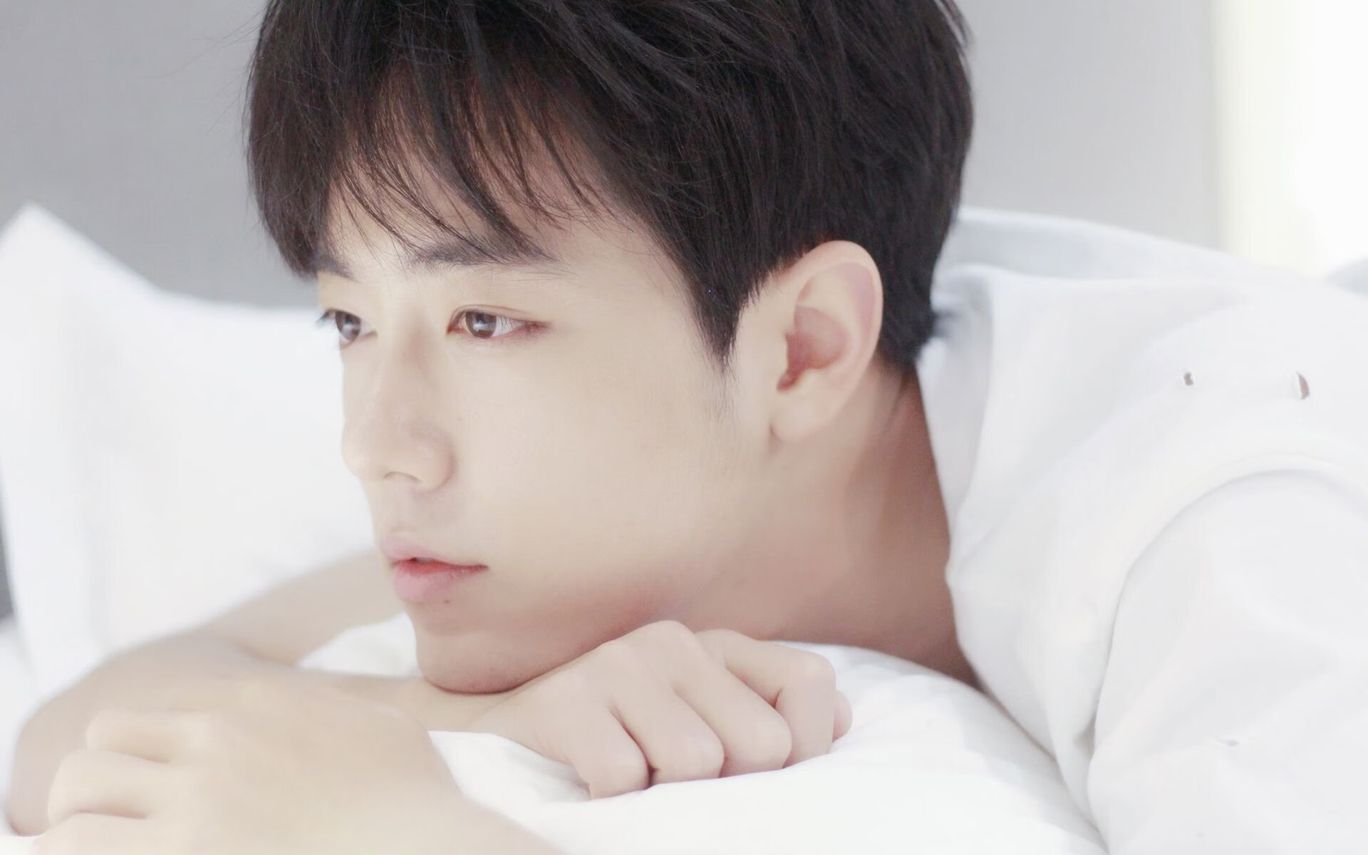 欧文爆发助快船巅峰对决胜出辽宁队,篮球无国界的盛宴